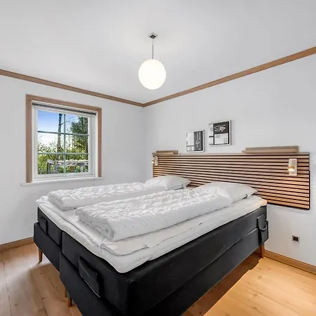 Adelia - 850m To The Fjord By Interhome *